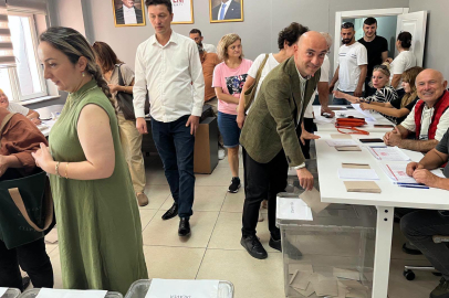 Devrim Dural Mahalle Delegeleri Seçimi’nde oyunu kullandı!