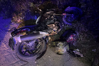 Motosikletle kafa kafaya çarpıştı!
