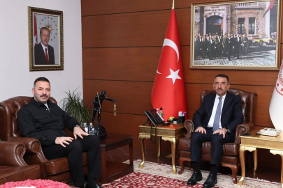 Vali Osman Hacıbektaşoğlu Mustafa Çağlayan’ı makamında kabul etti!