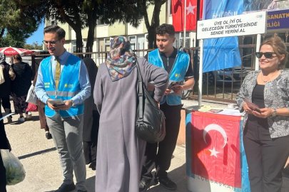 İYİ Parti Zonguldak İl Başkanlığından Soğuksu Pazaryeri’nde Stand Çalışması