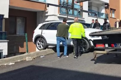 Freni boşalan araç istinat duvarında asılı kaldı!