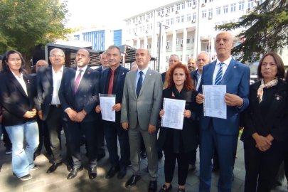 Yeni Parti’de 3 ilçe başkanı mazbatasını aldı!