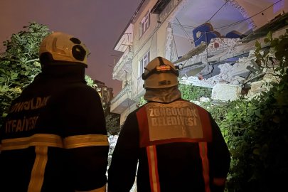 Zonguldak'ta metruk bina kısmen çöktü!