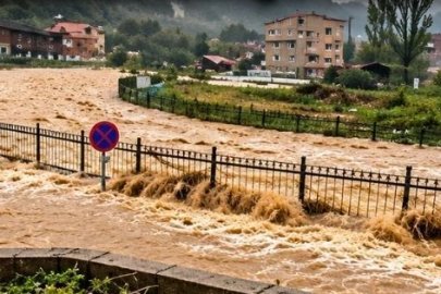 Kozlu'da Ilıksu Deresi Taştı! Yoğun Yağış Bölgede Hayatı Olumsuz Etkiledi...