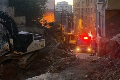 Zonguldak'ta Korkutan Facia! 3 Katlı Bina Çöktü, 2 Kişi Enkaz Altında Kaldı