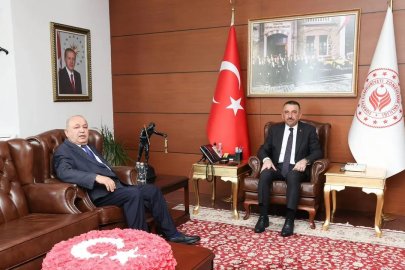 Zonguldak Şehit Aileleri Derneği'nden Vali Osman Hacıbektaşoğlu'na Anlamlı Ziyaret