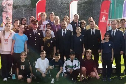 Genç Atletler Cumhuriyet İçin Yarıştı!